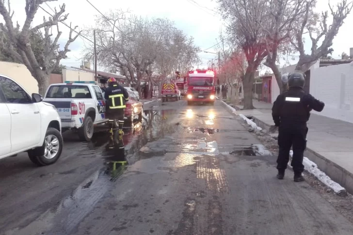Los fallecidos en el incendio de Rawson eran padre e hijo