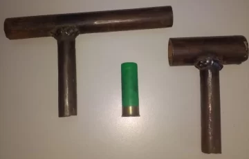 Detuvieron a un sujeto de 18 años y a un menor tras asaltar a un hombre con una tumbera Detuvieron a un sujeto de 18 años y a un menor tras asaltar a un hombre con una tumbera