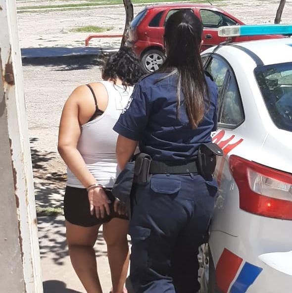 Una mujer entró a robar a la casa de un hombre enfermo y luego la detuvieron Una mujer entró a robar a la casa de un hombre enfermo y luego la detuvieron