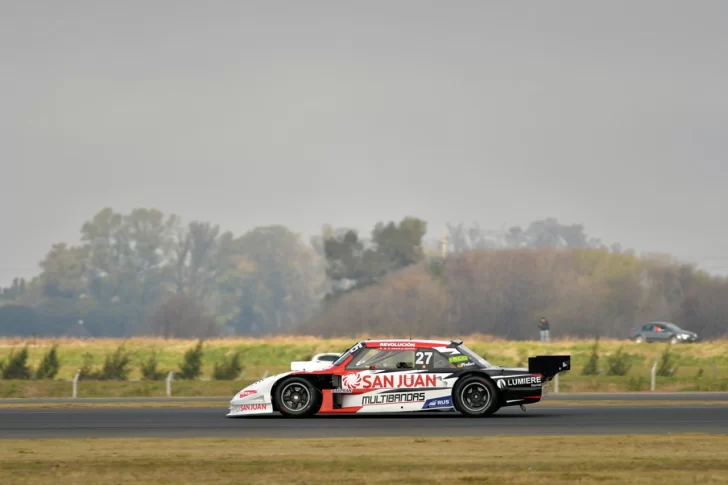 El escape le jugó una mala pasada a Della Motta y lo obligó a abandonar El escape le jugó una mala pasada a Della Motta y lo obligó a abandonar