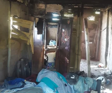 Una mujer con seis hijos y dos nietos necesita ayuda tras perder todo en un incendio Una mujer con seis hijos y dos nietos necesita ayuda tras perder todo en un incendio