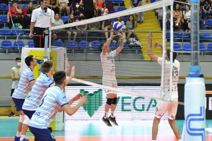 Obras cayó ante Ciudad en el inicio Obras cayó ante Ciudad en el inicio