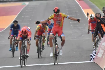 Leandro Messineo coronó en El Villicum un gran trabajo de Chimbas Te Quiero Leandro Messineo coronó en El Villicum un gran trabajo de Chimbas Te Quiero