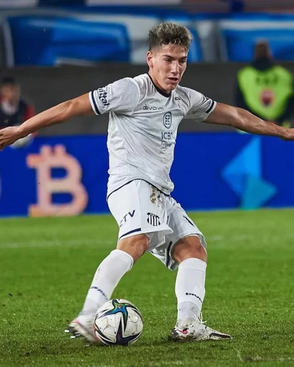 Francisco Álvarez debutó oficialmente en la Primera de Talleres