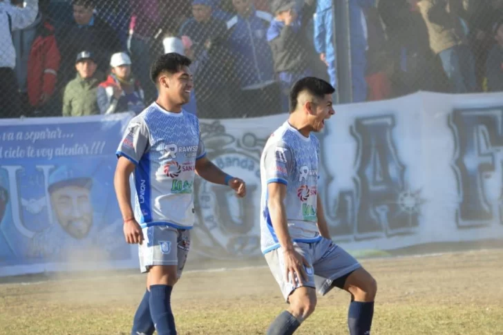 El Azul imparable: ganó y le sacó seis puntos al escolta