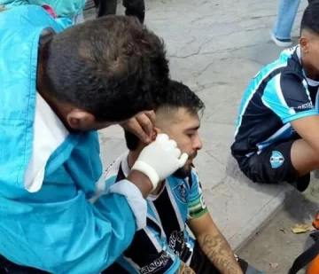 Jugadores de Marquesado terminaron heridos al ser atacados a la salida de la cancha de Sportivo Jugadores de Marquesado terminaron heridos al ser atacados a la salida de la cancha de Sportivo