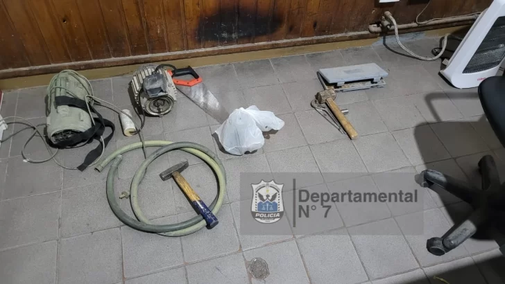 Recuperan un compresor, una soldadora y varias herramientas robadas Recuperan un compresor, una soldadora y varias herramientas robadas