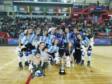 Las chicas lo hicieron: Argentina goleó y gritó campeón Las chicas lo hicieron: Argentina goleó y gritó campeón