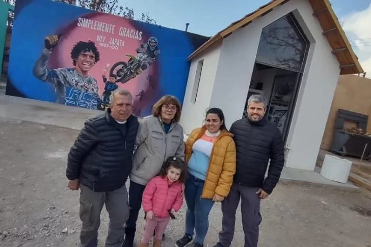 El “Wey” Zapata, eterno: una capilla, un mural impactante y homenajes en Córdoba y Perú