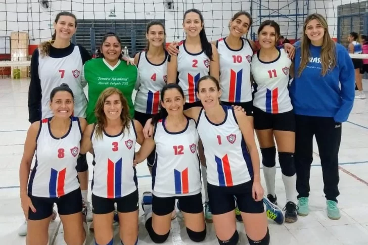 Clubes Unidos, el equipo de vóley femenino que no tiene techo