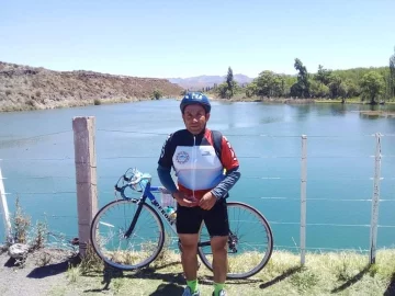 Es albañil, tiene Parkinson y unirá el país en su bici para concientizar sobre la enfermedad Es albañil, tiene Parkinson y unirá el país en su bici para concientizar sobre la enfermedad