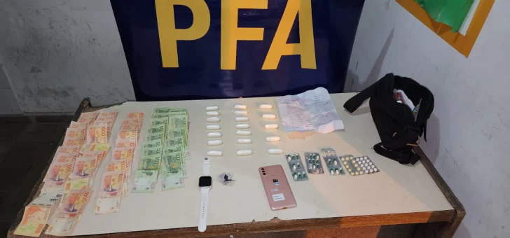 Cae pareja mendocina en el Control de San Carlos con 19 tizas de cocaína y pastillas