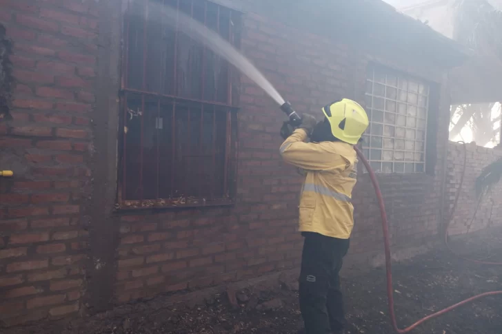 Por el viento, Bomberos tuvo 61 intervenciones durante el fin de semana