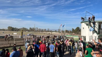 El puntano Croupier ganó cómodamente el Clásico Domingo Faustino Sarmiento