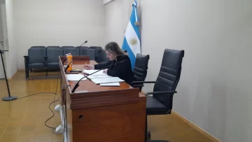Médico acusado de abuso: la jueza se opuso al polémico pedido de la reconstrucción del hecho