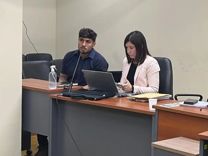 Pes va a juicio por la presunta violación de su exalumna y Fiscalía busca 12 años de cárcel Pes va a juicio por la presunta violación de su exalumna y Fiscalía busca 12 años de cárcel