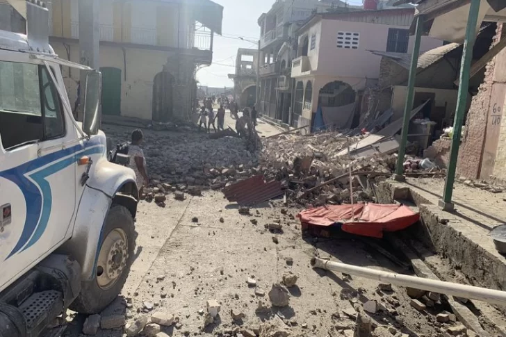 Las primeras imágenes del terrible terremoto de 7.2 que sacudió a Haití