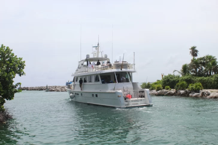 Desapareció un yate tripulado por dos argentinos que iba a prestar ayuda humanitaria a Haití