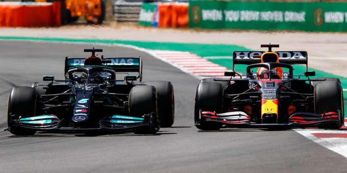 Hamilton se impuso sobre Verstappen en Barcelona y estiró su ventaja Hamilton se impuso sobre Verstappen en Barcelona y estiró su ventaja
