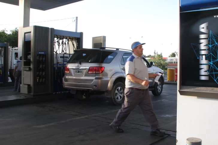 YPF aumentó el combustible por segunda vez en el mes: esta vez el incremento es del 3,5%