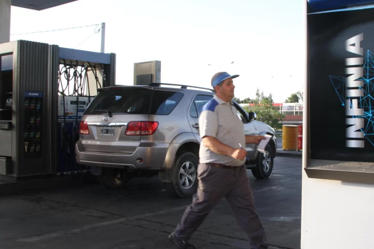 Los combustibles de YPF subieron un peso por litro: así quedaron los precios en San Juan