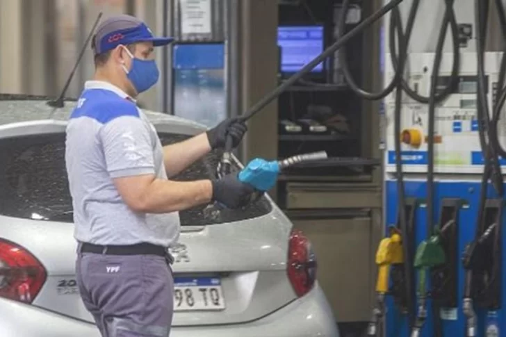 YPF aumentó un 6% en promedio sus combustibles y así quedaron los precios en San Juan