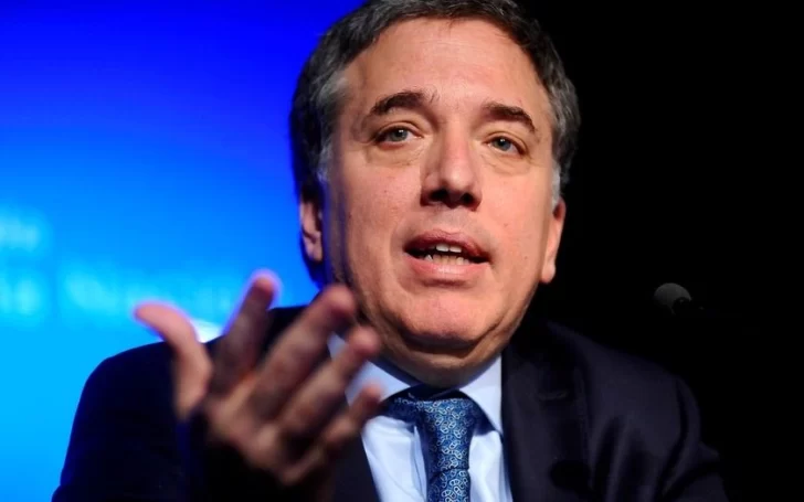 Dujovne: “Hay que llevar tranquilidad, es un recambio lógico” Dujovne: “Hay que llevar tranquilidad, es un recambio lógico”