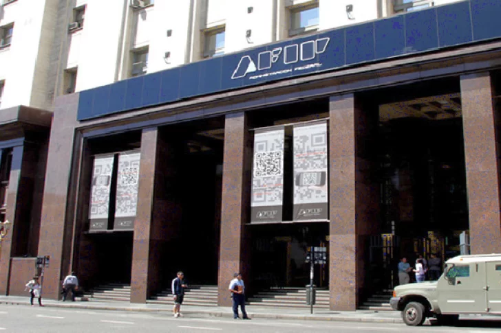 La recaudación creció 32%, un poco menos que la inflación