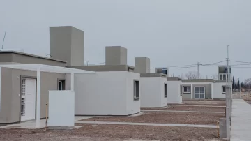 Yornet aseguró que cerrará su gestión en el IPV con la entrega de 7 barrios