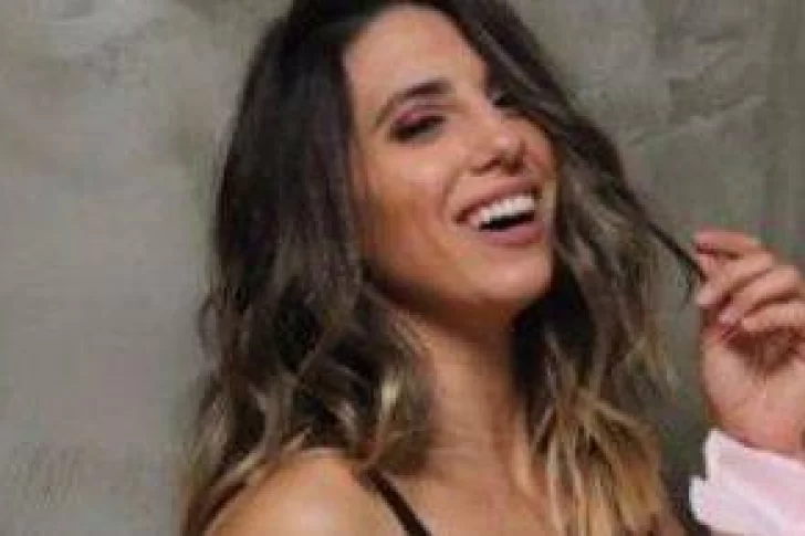 Cinthia Fernández se puso las enterizas más audaces: ultra cavadas y ceñidísimas