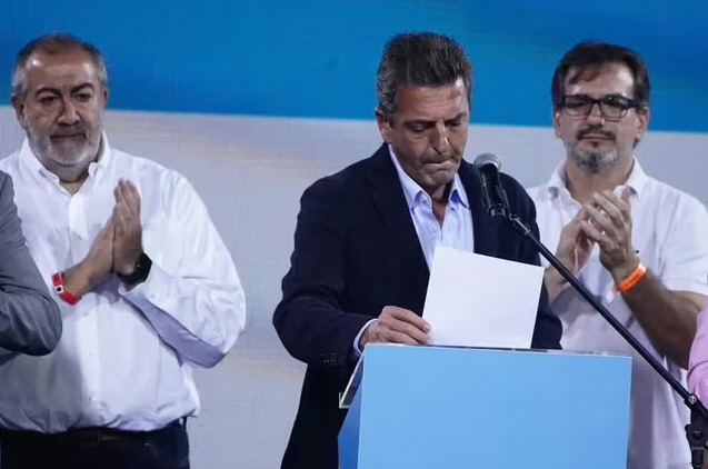 Massa dejó en manos de Milei la economía de la transición