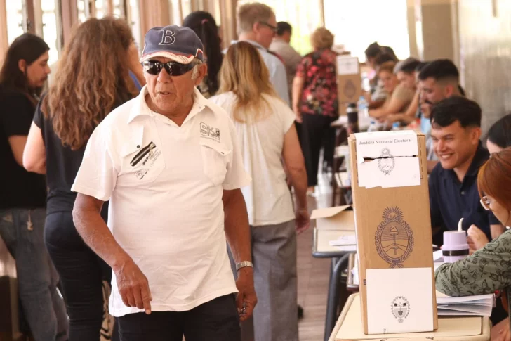 En esta ocasión los sanjuaninos eligieron ir más temprano a las escuelas para votar