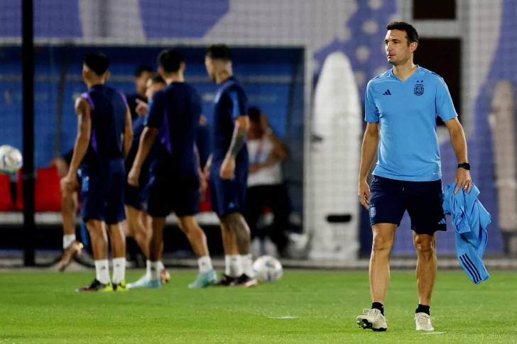 Scaloni evalúa un cuarto volante