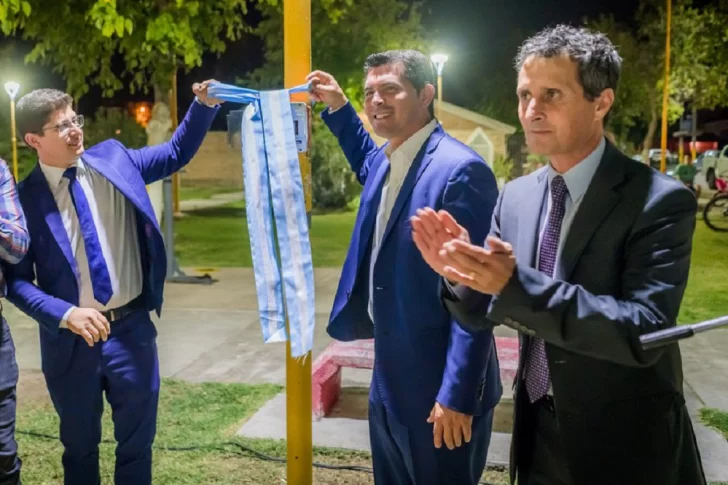 Orrego apunta a fusionar Deportes y Turismo y 2 áreas conservan su rango