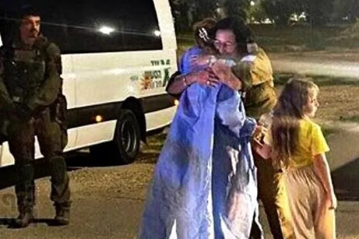 Hay familiares de argentinos entre rehenes liberados