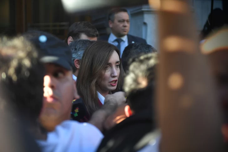 Villarruel tuvo un encuentro con CFK: “Vamos a llevar una transición ordenada” Villarruel tuvo un encuentro con CFK: “Vamos a llevar una transición ordenada”