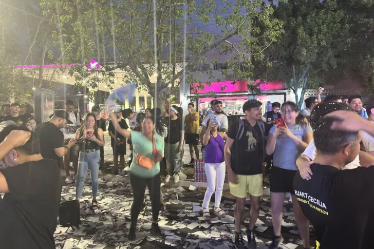 Festejos y euforia en el búnker sanjuanino de LLA