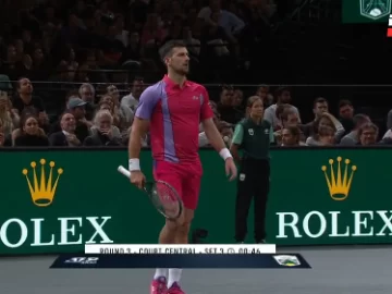 La reacción de Djokovic al ser abucheado en el Masters 1000 de París La reacción de Djokovic al ser abucheado en el Masters 1000 de París