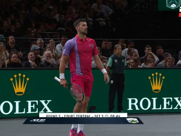 La reacción de Djokovic al ser abucheado en el Masters 1000 de París La reacción de Djokovic al ser abucheado en el Masters 1000 de París
