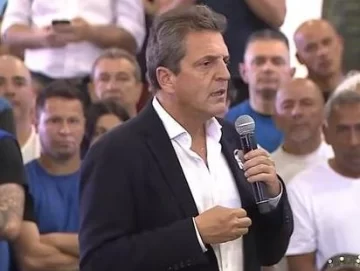 Aseguran que Massa evalúa pedir licencia para facilitar la transición entre Milei y Fernández