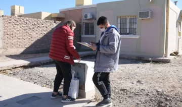 Argentina tiene 45.892.285 habitantes y San Juan 822.853 Argentina tiene 45.892.285 habitantes y San Juan 822.853