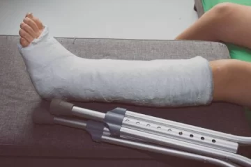 Dos menores de 4 y 6 años, fracturados tras ser atropellados en diferentes accidentes Dos menores de 4 y 6 años, fracturados tras ser atropellados en diferentes accidentes