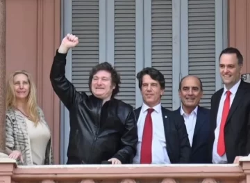 En el gobierno dicen que Milei aceptaría negociar con la CGT si levanta el paro en contra su megareforma En el gobierno dicen que Milei aceptaría negociar con la CGT si levanta el paro en contra su megareforma