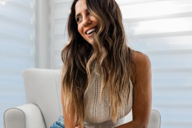 Cinthia Fernández subió una foto con una ultra colaless y primer plano de su cola