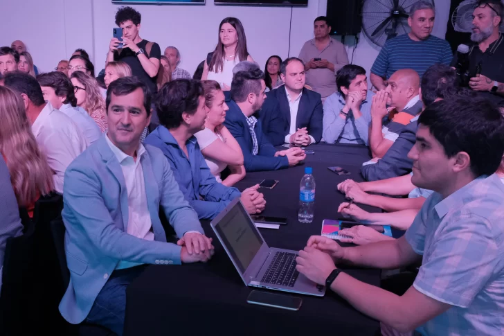 Eligieron al líder del bloque oficialista y van por el fiscal de Estado Adjunto