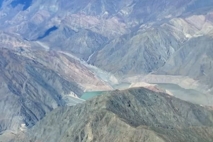 Regantes pidieron más agua y desde Gobierno dicen que cuidarán los diques