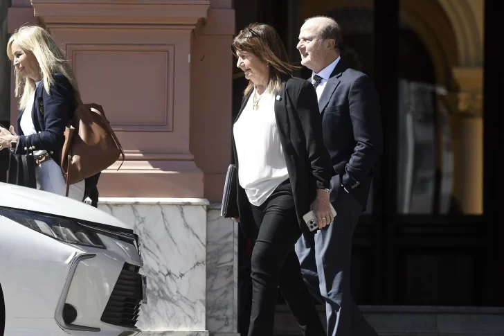 Cese en 7 mil puestos públicos: ATE amenazó con paro general