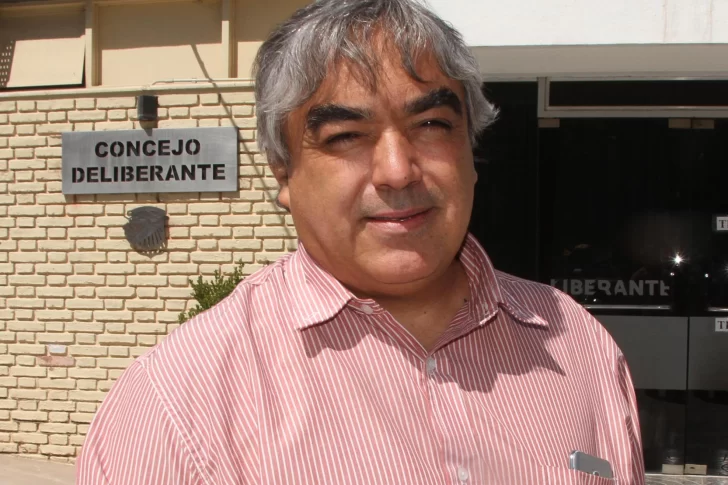 Una mujer reemplazó a una edil, pero deberá dejarle la banca a un hombre