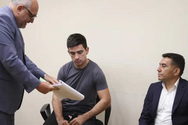 Un comisario y un oficial, en la mira por un informe falso sobre la pericia a un teléfono