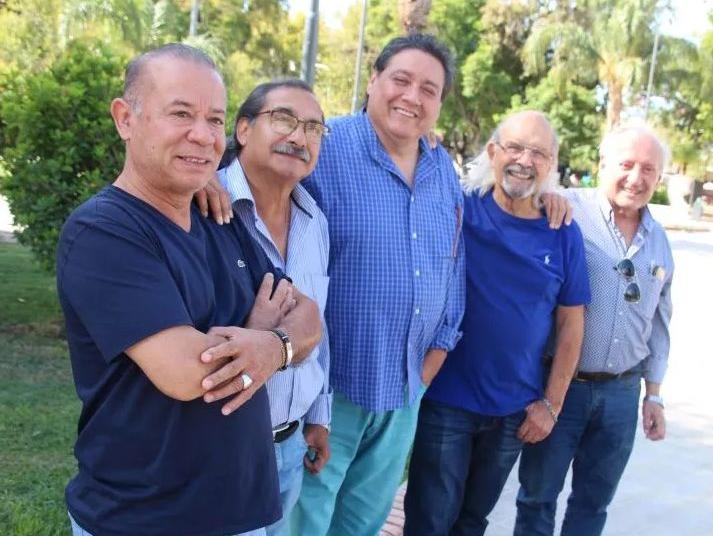 Un brindis con Inti Huama Un brindis con Inti Huama